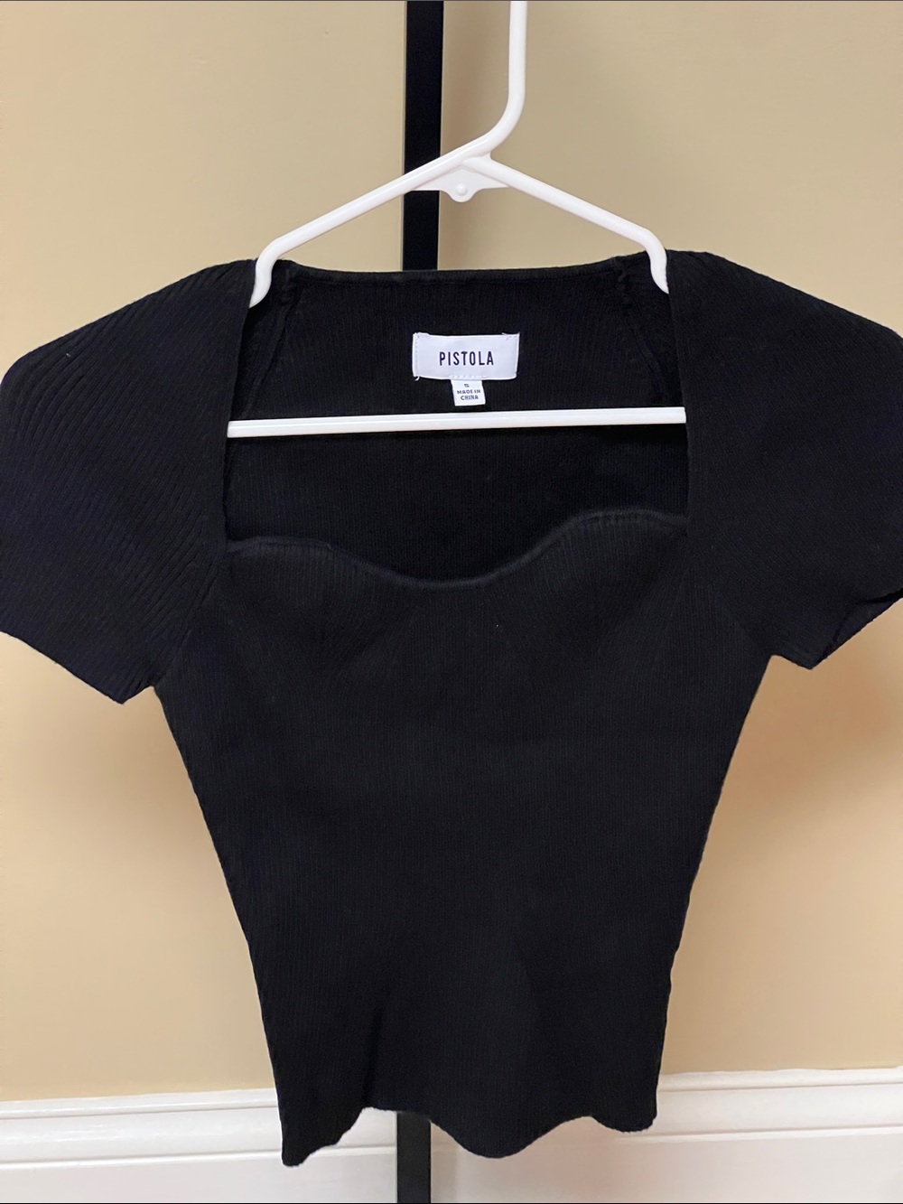 S pistola Black Ribbed Sweetheart  Neck Short Sleeve Top shirt  Beth Dutton